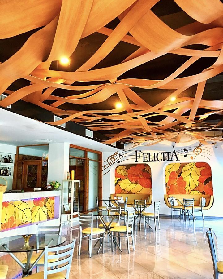 Alkquimia Hotel, Lounge And Bar Байяибе Экстерьер фото